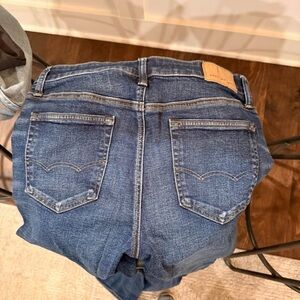American Eagle Outfitters Classic Blue Jeans